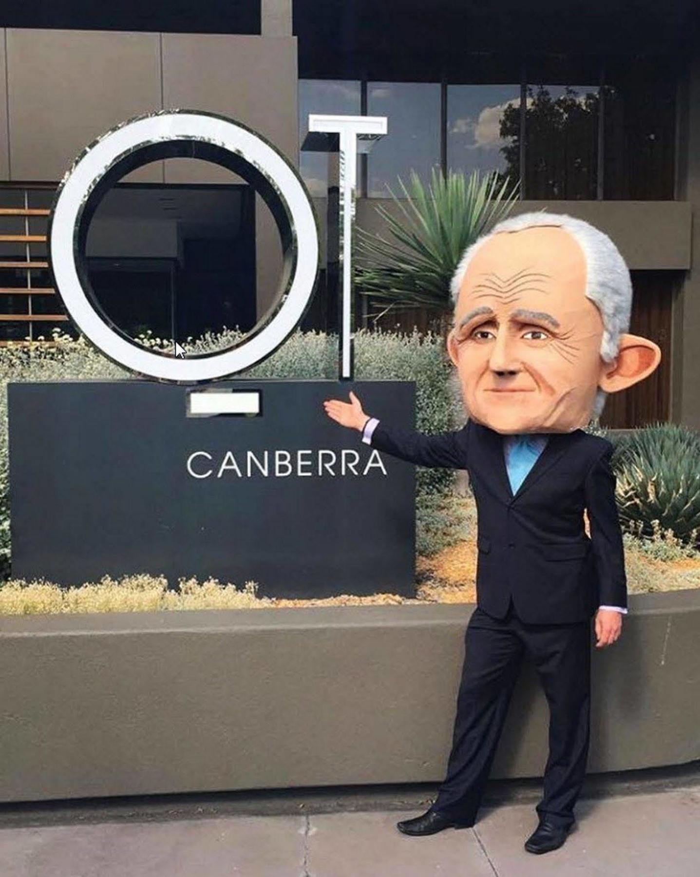 QT Canberra Buitenkant foto